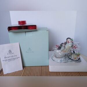 PartyLite Slip Sliding Penguins Tealight Holder